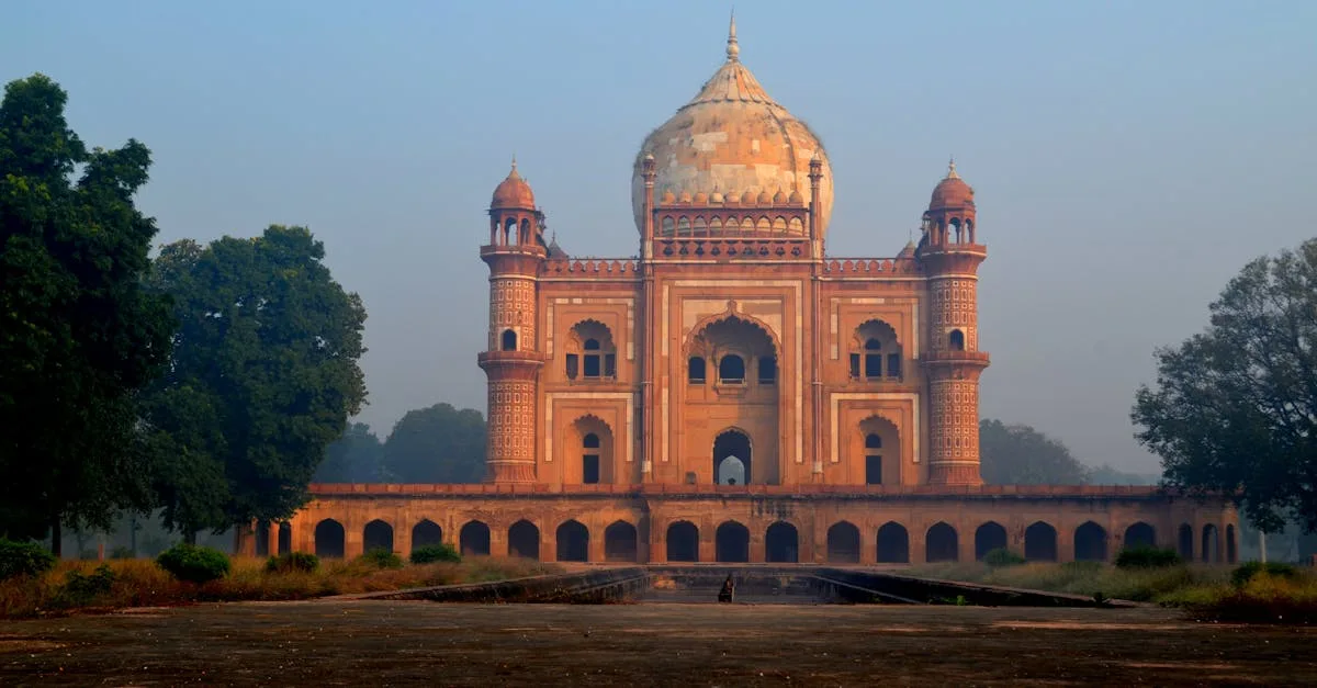 découvrez tout ce qu'il faut savoir sur le backslash, son utilisation en informatique et son importance dans la programmation.