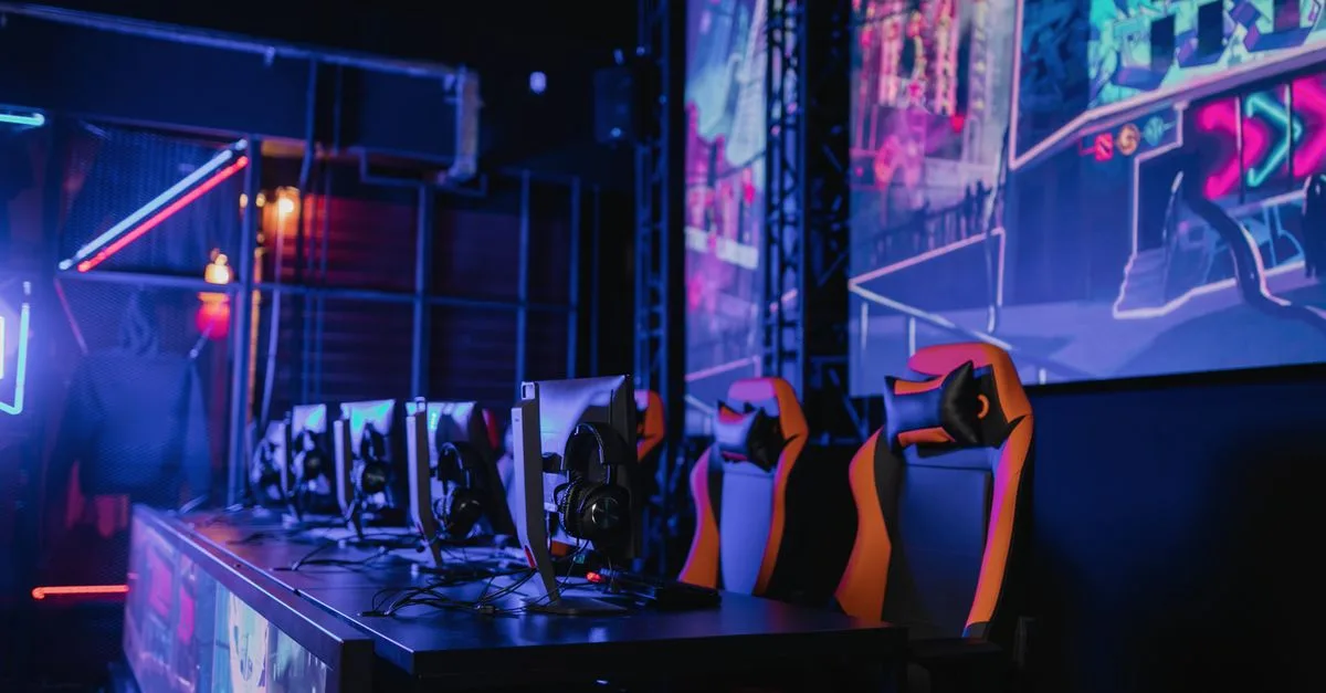 découvrez hz screens, la solution idéale pour le gaming compétitif avec des écrans haute fréquence offrant une fluidité et une réactivité exceptionnelles pour améliorer vos performances de jeu.