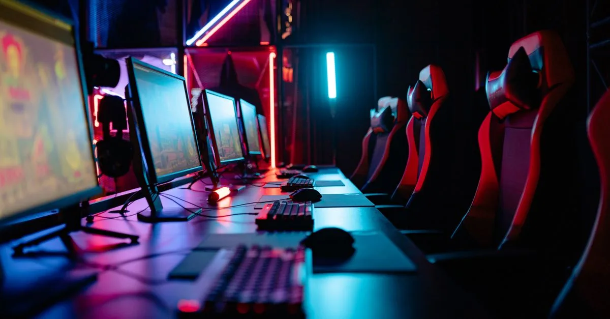 découvrez quel écran est le meilleur pour le gaming fps : oled ou mini-led. analyse des performances, qualité d'image et réactivité pour choisir votre écran optimal.