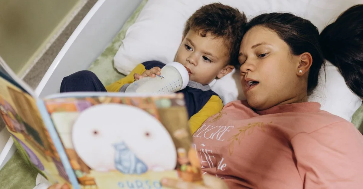 découvrez les bases de la lecture précoce pour aider les enfants à développer leurs compétences en littératie dès le plus jeune âge.